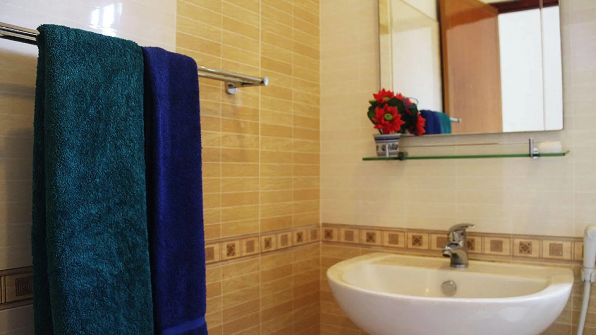 Hotel Red Rose Negombo 0*,  Sri Lanka
