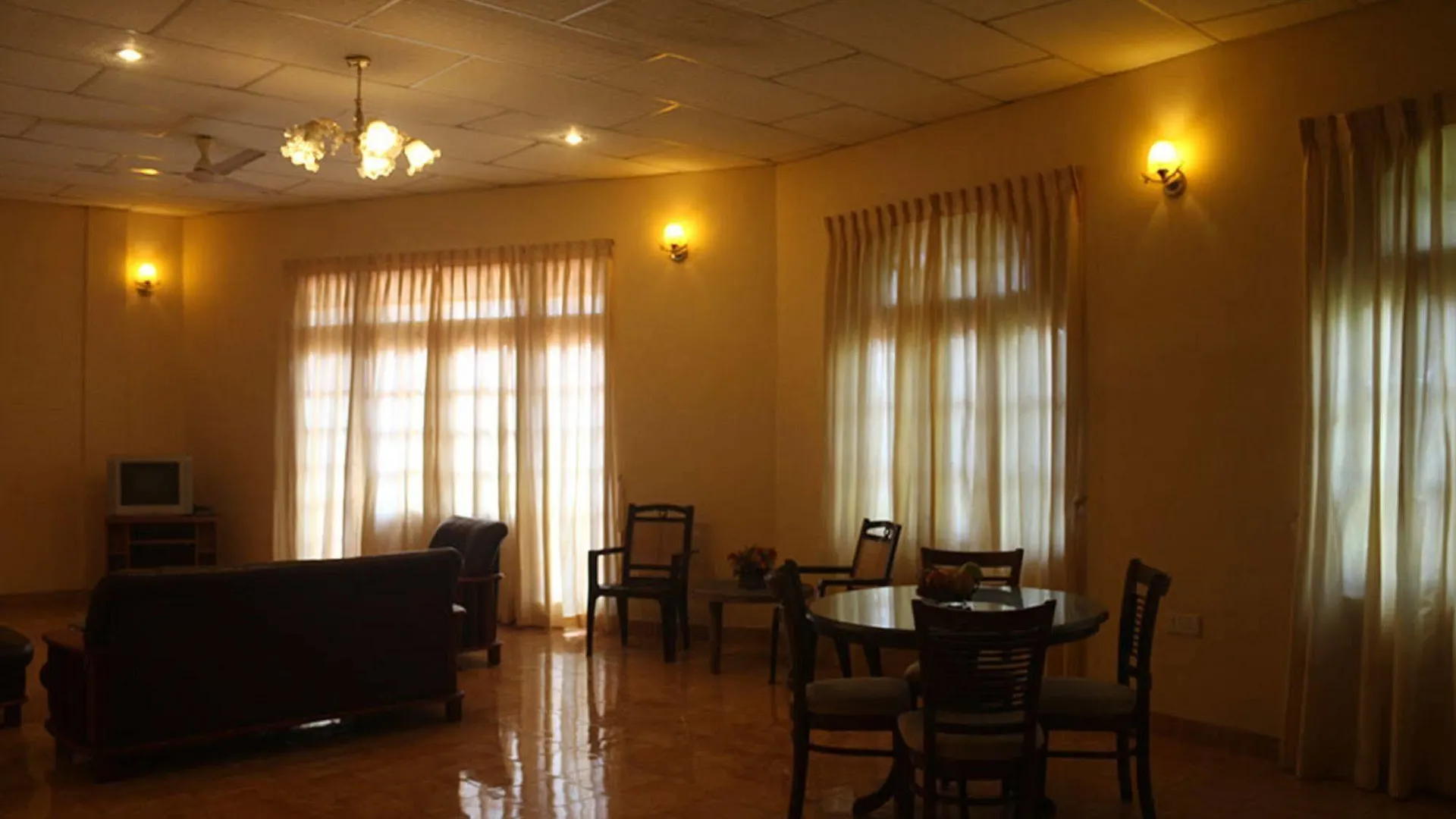 Hotel Red Rose Negombo 0*,