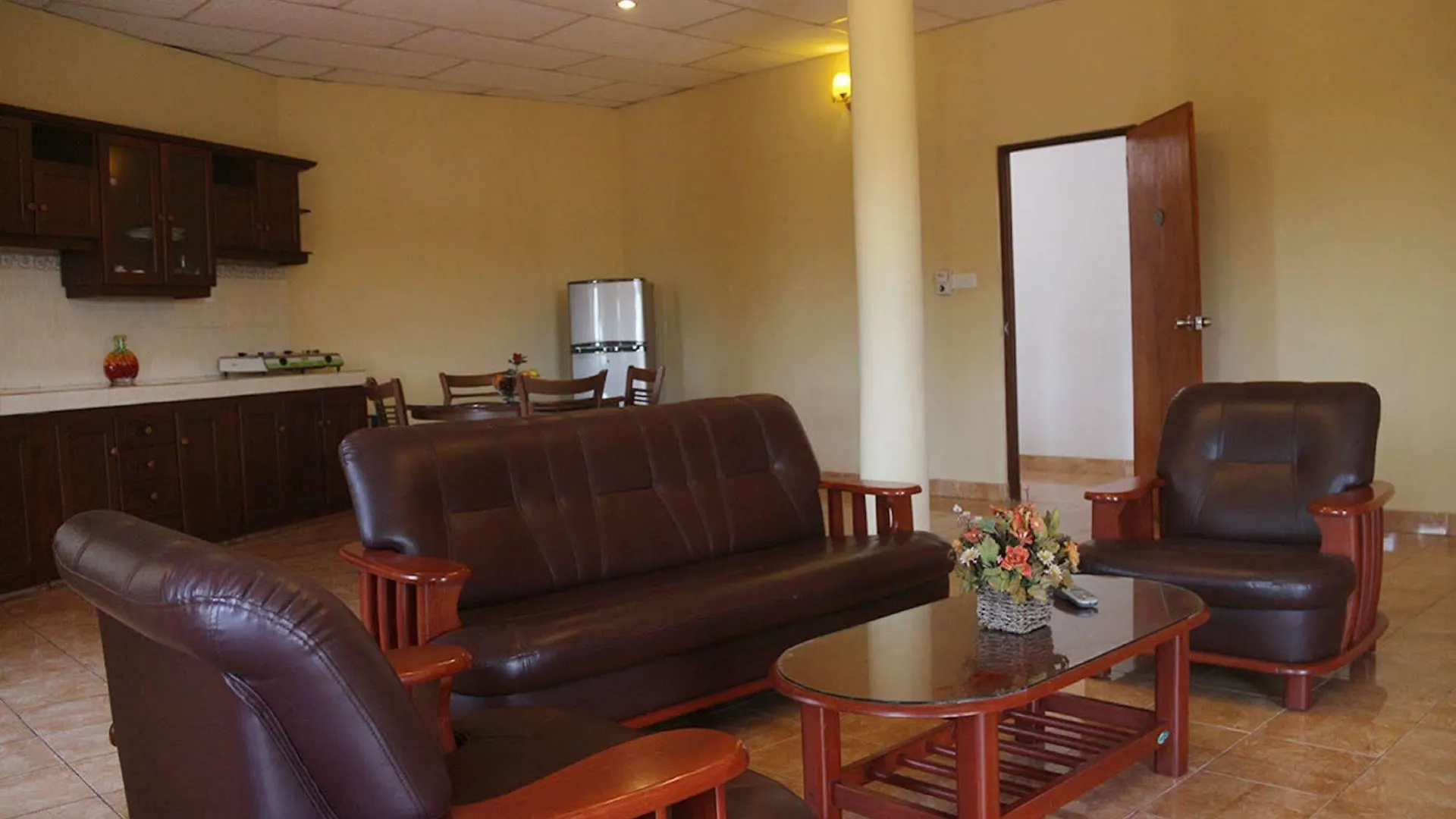 Hotel Red Rose Negombo