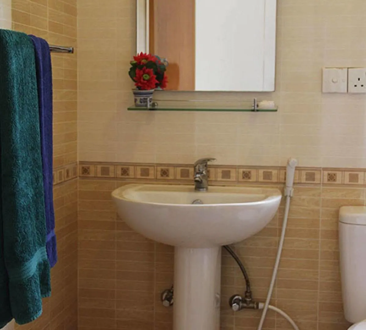 Hotel Red Rose Negombo