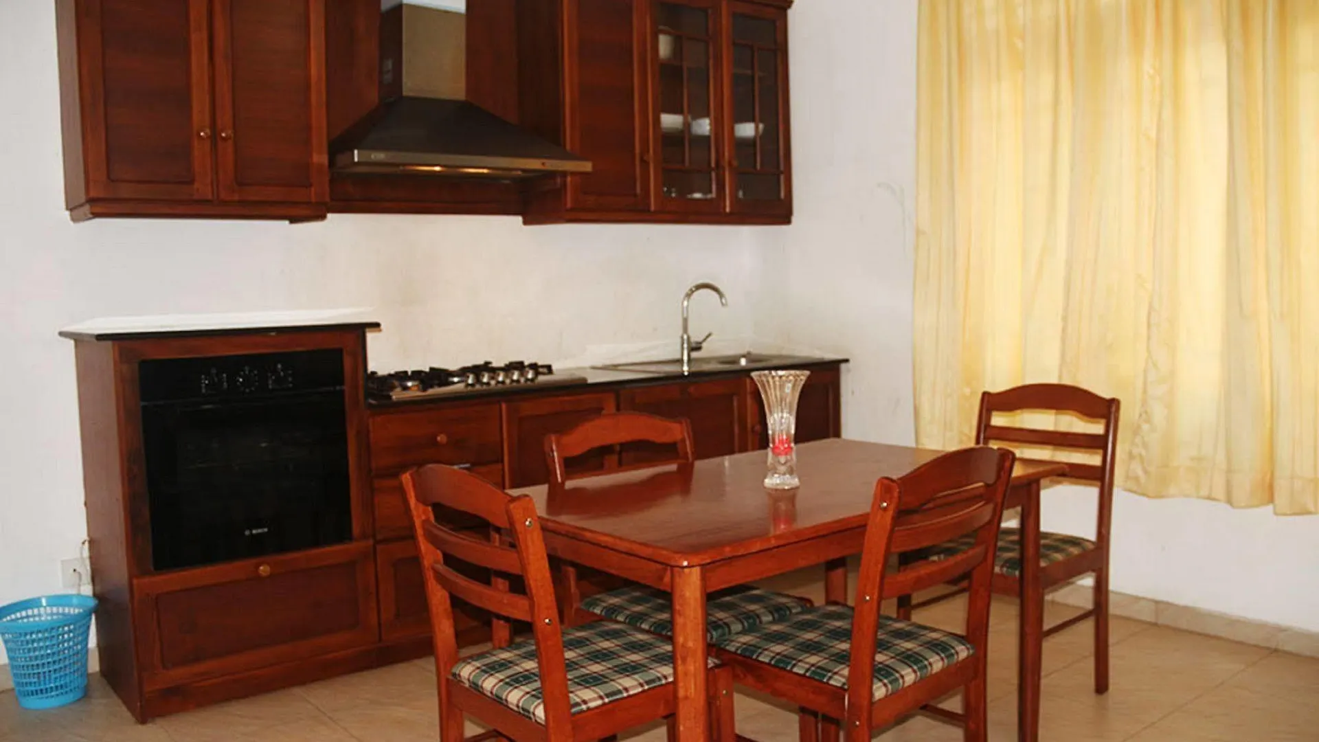 Hotel Red Rose Negombo 0*,