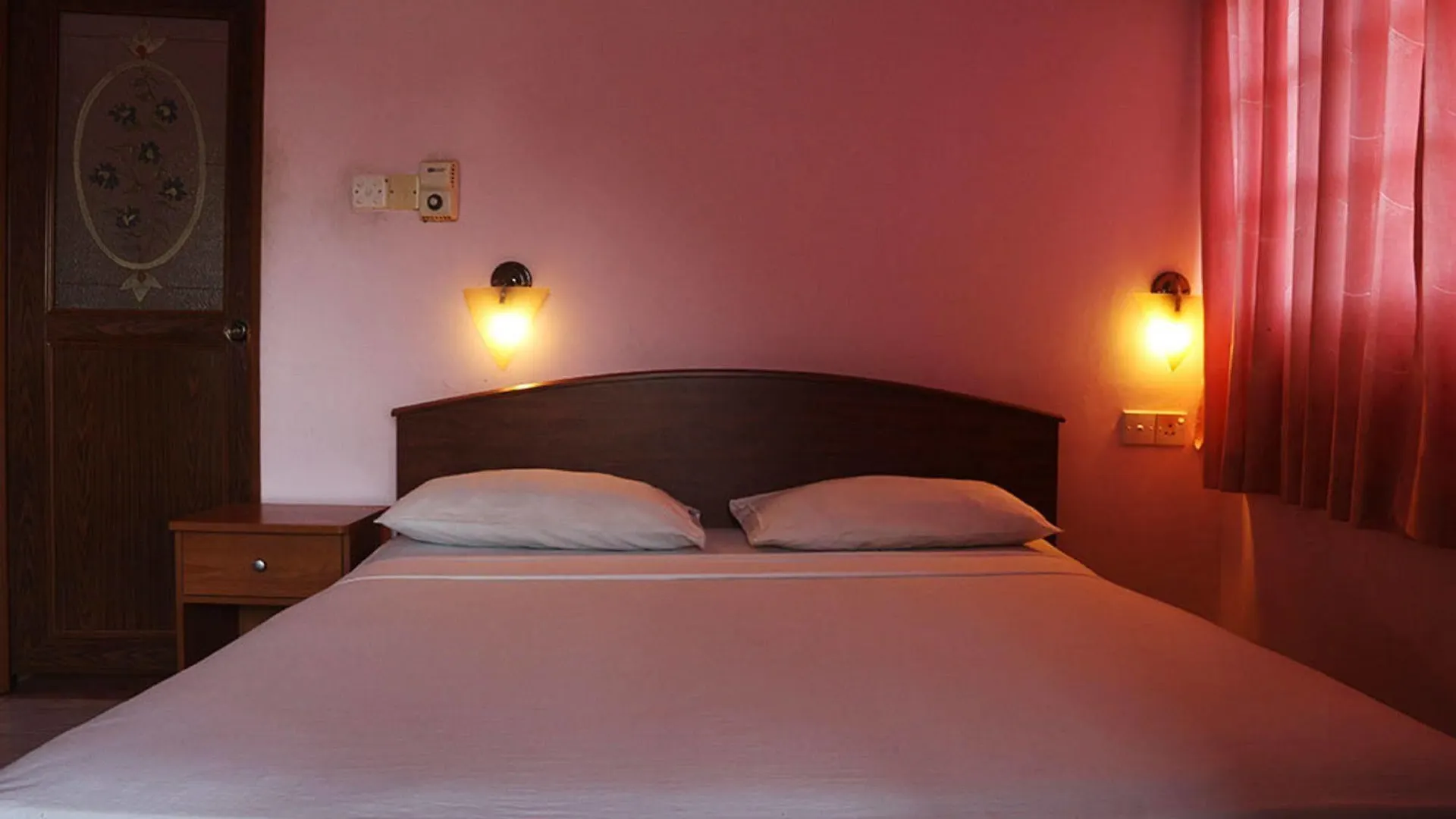 Hotel Red Rose Negombo