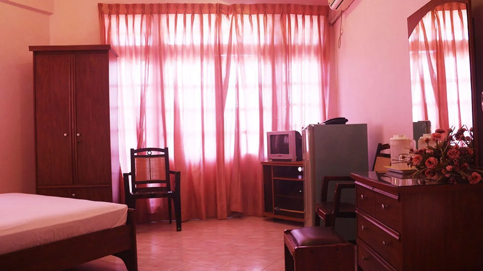 Hotel Red Rose Negombo Sri Lanka